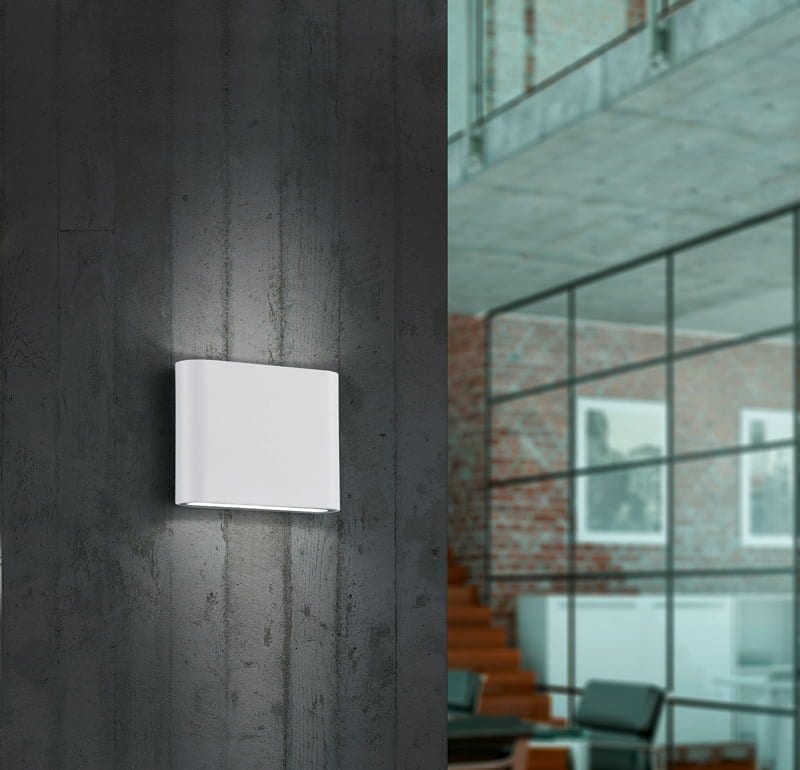 Wall-mounted LED outdoor lamp Thames II
