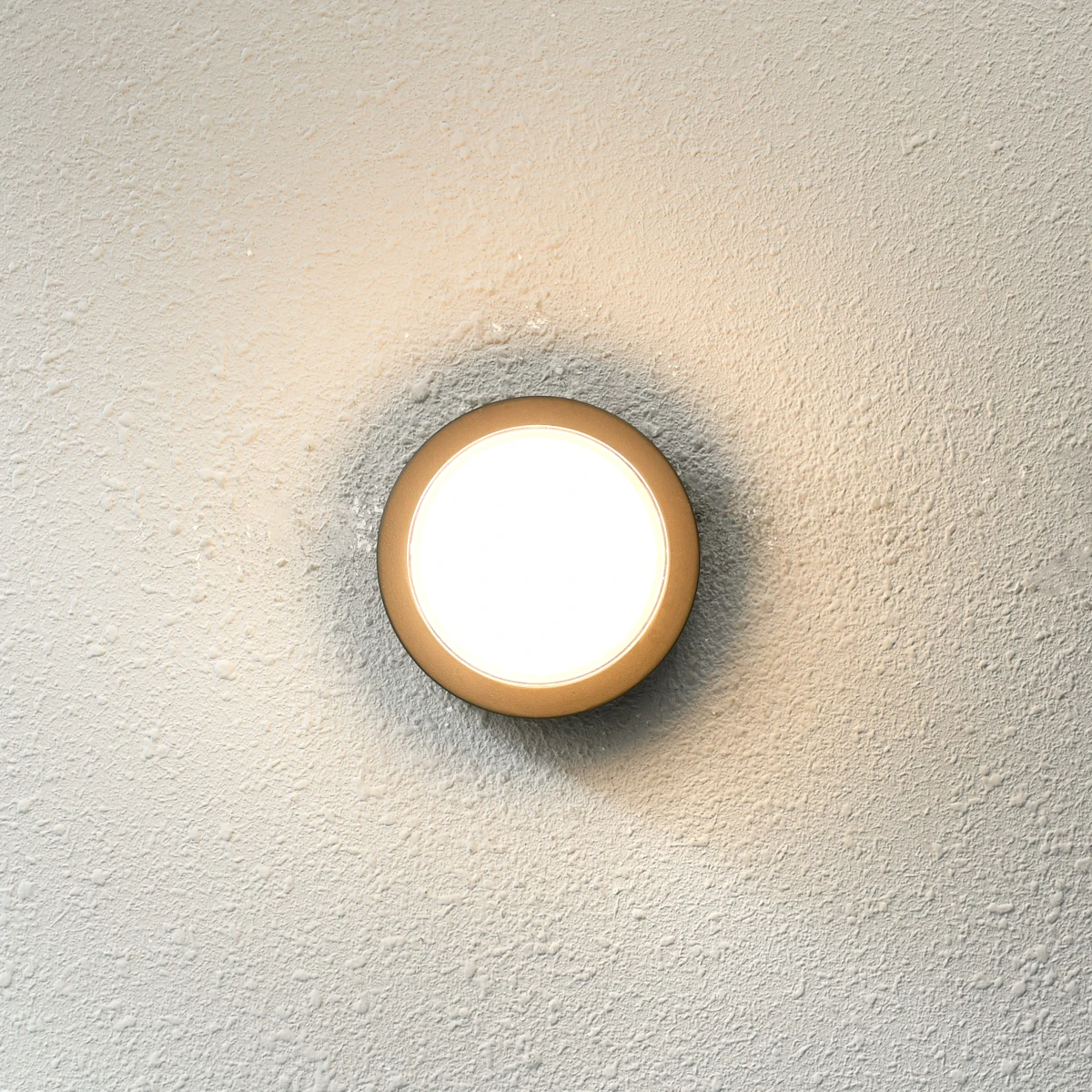 Outdoor wall lamp Rosta M